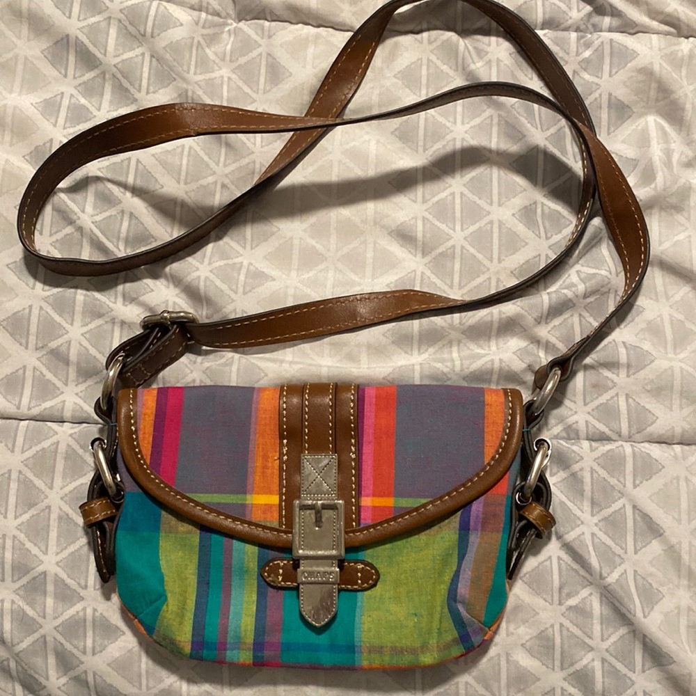 Chaps cross strap purse